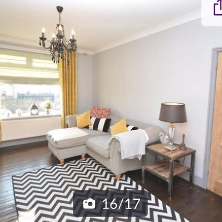 Charming 3 Bedroom House With A Warmth Character Glyn Neath Экстерьер фото